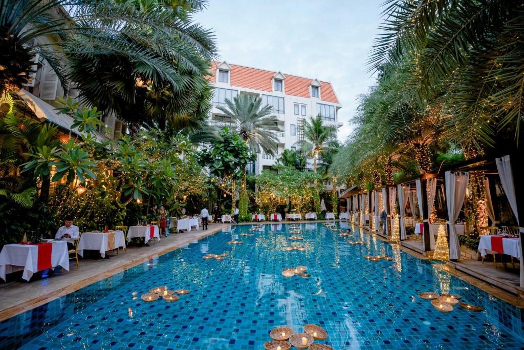 هتل پالاس گیت